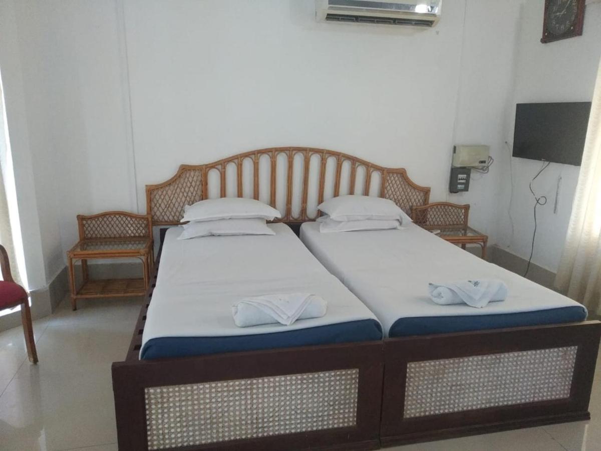 Kadmath Beach Resort Kadmath Island Bagian luar foto